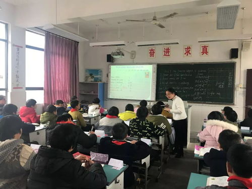 轉變教學理念，開展智慧課堂——記我集團郎艷鄉(xiāng)村名師工作坊前往梓桐中學開展互助活動實踐教學平臺